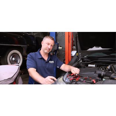 How to Measure Amps with a Multimeter - Narva