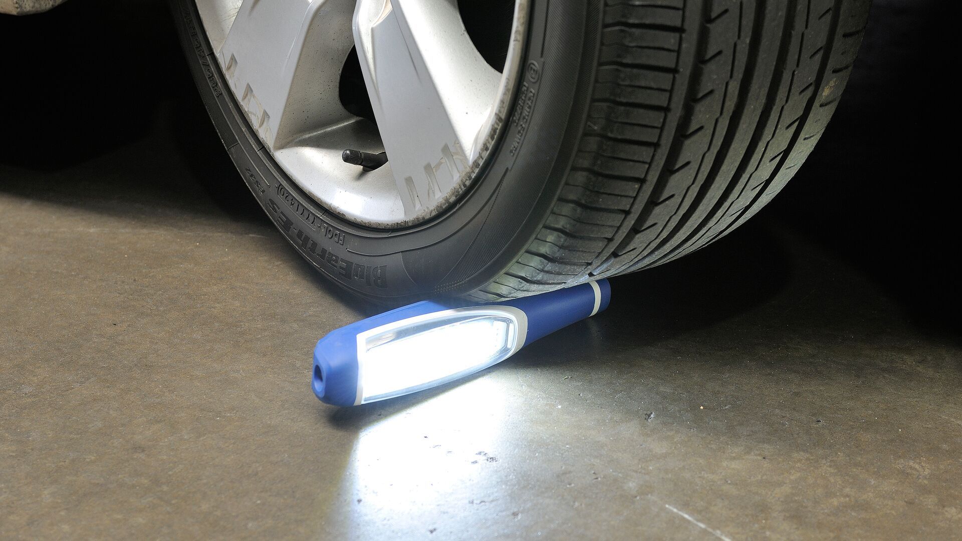 Narva 71322 Inspection Light